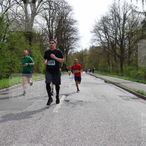 12.04.2026 - 45. Internationalen Wilhelmsburger Insellauf Yannick Fuchs http://msf.ph/oto/9503570 12.04.2026 12:50:14 Laufen 4269, 197 meine-sportfotos.de