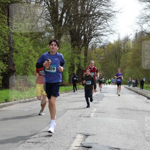 12.04.2026 - 45. Internationalen Wilhelmsburger Insellauf Yannick Fuchs http://msf.ph/oto/9503597 12.04.2026 12:50:19 Laufen 4859, 5094, 15, 5145 meine-sportfotos.de