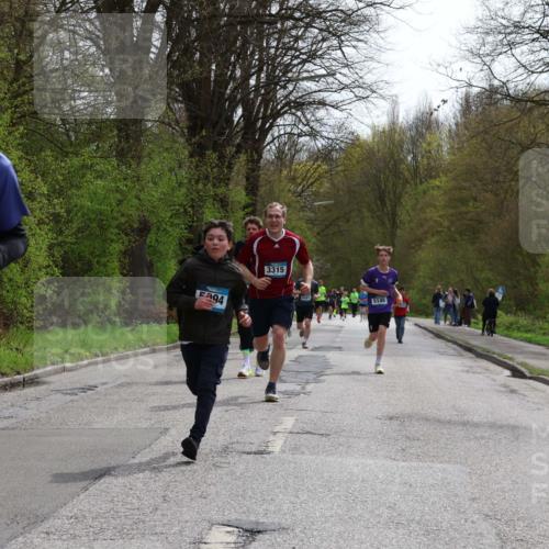 12.04.2026 - 45. Internationalen Wilhelmsburger Insellauf Yannick Fuchs http://msf.ph/oto/9503600 12.04.2026 12:50:20 Laufen 359, 94, 3315, 5145 meine-sportfotos.de