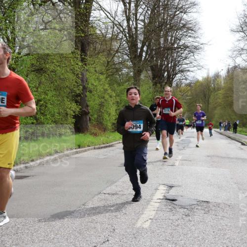 12.04.2026 - 45. Internationalen Wilhelmsburger Insellauf Yannick Fuchs http://msf.ph/oto/9503605 12.04.2026 12:50:21 Laufen 094, 3315, 5145 meine-sportfotos.de