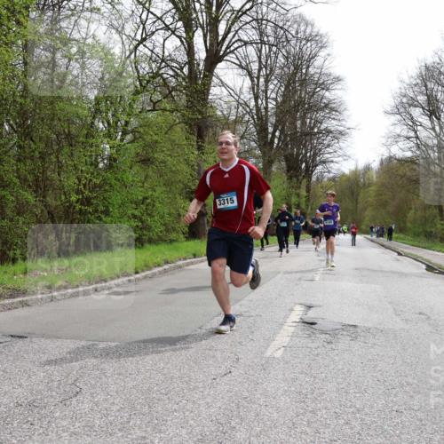 12.04.2026 - 45. Internationalen Wilhelmsburger Insellauf Yannick Fuchs http://msf.ph/oto/9503614 12.04.2026 12:50:23 Laufen 3315 meine-sportfotos.de