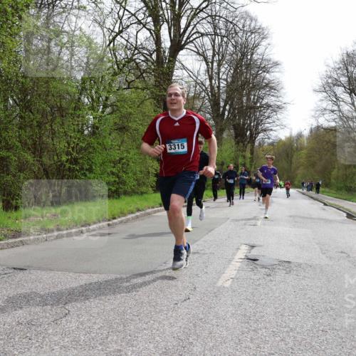 12.04.2026 - 45. Internationalen Wilhelmsburger Insellauf Yannick Fuchs http://msf.ph/oto/9503615 12.04.2026 12:50:23 Laufen 3315 meine-sportfotos.de