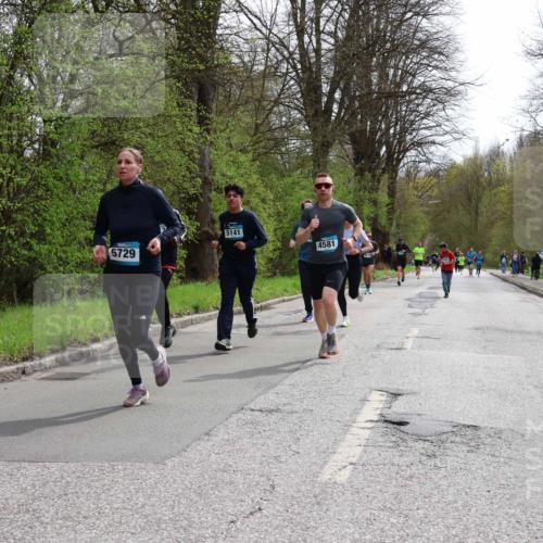 12.04.2026 - 45. Internationalen Wilhelmsburger Insellauf Yannick Fuchs http://msf.ph/oto/9503636 12.04.2026 12:50:27 Laufen 5729, 5141, 4581 meine-sportfotos.de
