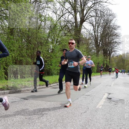 12.04.2026 - 45. Internationalen Wilhelmsburger Insellauf Yannick Fuchs http://msf.ph/oto/9503644 12.04.2026 12:50:28 Laufen 5729, 133, 4581 meine-sportfotos.de