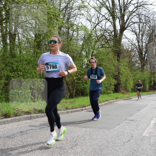 12.04.2026 - 45. Internationalen Wilhelmsburger Insellauf Yannick Fuchs http://msf.ph/oto/9503653 12.04.2026 12:50:30 Laufen 5798, 5446 meine-sportfotos.de