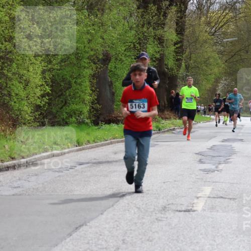 12.04.2026 - 45. Internationalen Wilhelmsburger Insellauf Yannick Fuchs http://msf.ph/oto/9503660 12.04.2026 12:50:32 Laufen 5610, 4410, 5163, 114, 5550, 5134, 5131, 3184 meine-sportfotos.de