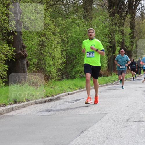 12.04.2026 - 45. Internationalen Wilhelmsburger Insellauf Yannick Fuchs http://msf.ph/oto/9503685 12.04.2026 12:50:37 Laufen 4410, 3627, 5550, 5134, 5131, 3166 meine-sportfotos.de