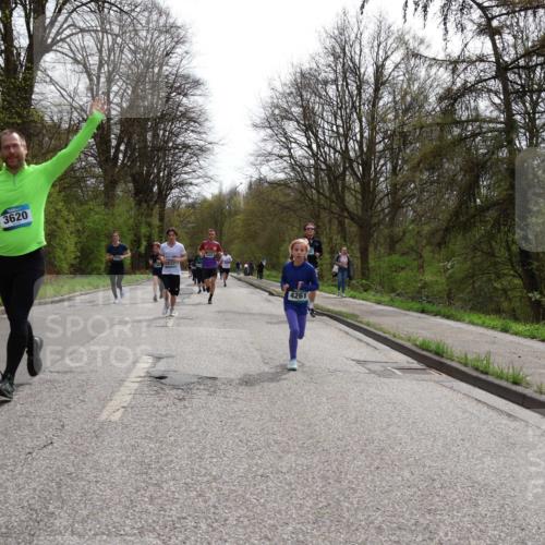 12.04.2026 - 45. Internationalen Wilhelmsburger Insellauf Yannick Fuchs http://msf.ph/oto/9503755 12.04.2026 12:50:52 Laufen 3620, 237, 4261 meine-sportfotos.de