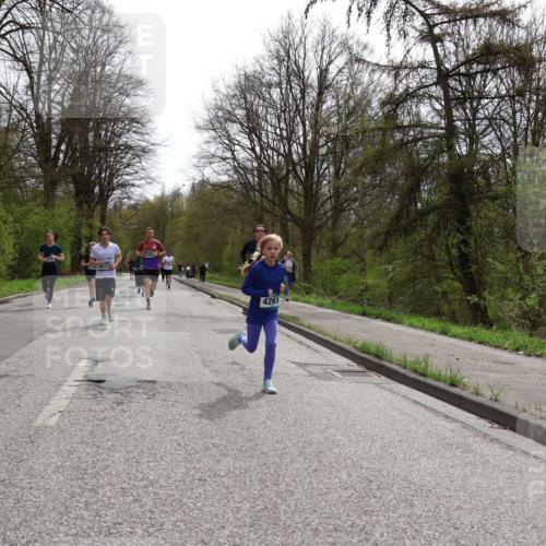 12.04.2026 - 45. Internationalen Wilhelmsburger Insellauf Yannick Fuchs http://msf.ph/oto/9503757 12.04.2026 12:50:52 Laufen 20, 237, 4261 meine-sportfotos.de