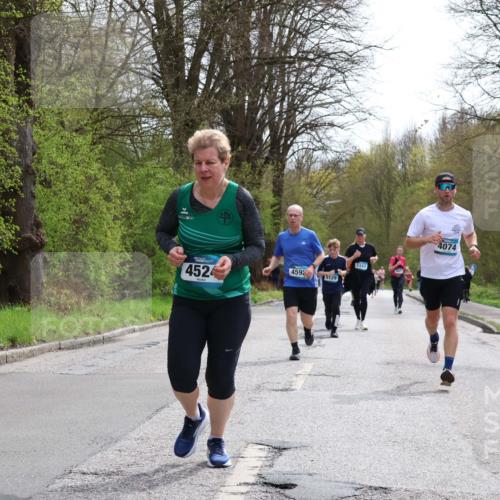 12.04.2026 - 45. Internationalen Wilhelmsburger Insellauf Yannick Fuchs http://msf.ph/oto/9503788 12.04.2026 12:50:58 Laufen 4524, 4593, 5129, 5343, 4074 meine-sportfotos.de