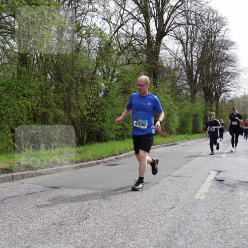 12.04.2026 - 45. Internationalen Wilhelmsburger Insellauf Yannick Fuchs http://msf.ph/oto/9503806 12.04.2026 12:51:01 Laufen 4598, 5343 meine-sportfotos.de