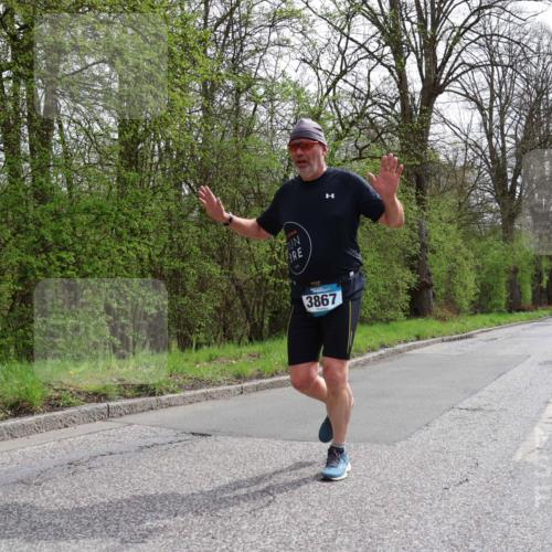 12.04.2026 - 45. Internationalen Wilhelmsburger Insellauf Yannick Fuchs http://msf.ph/oto/9503851 12.04.2026 12:51:10 Laufen 3867, 4186 meine-sportfotos.de