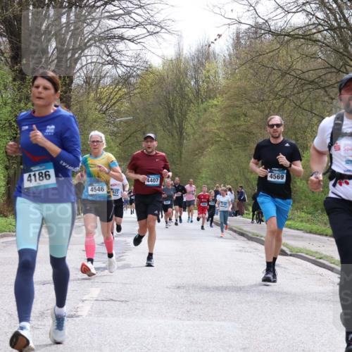 12.04.2026 - 45. Internationalen Wilhelmsburger Insellauf Yannick Fuchs http://msf.ph/oto/9503856 12.04.2026 12:51:11 Laufen 4186, 4546, 622, 4407, 2447, 4740, 4569, 4826 meine-sportfotos.de