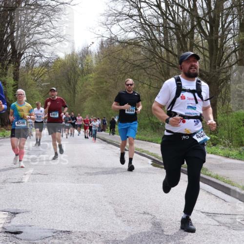 12.04.2026 - 45. Internationalen Wilhelmsburger Insellauf Yannick Fuchs http://msf.ph/oto/9503859 12.04.2026 12:51:12 Laufen 4186, 5, 4622, 4407, 4546, 4569, 482 meine-sportfotos.de
