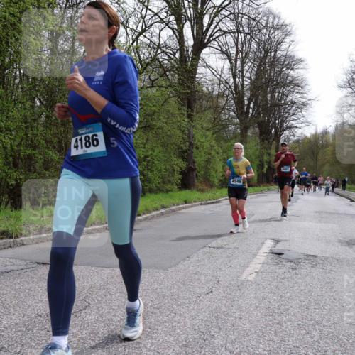 12.04.2026 - 45. Internationalen Wilhelmsburger Insellauf Yannick Fuchs http://msf.ph/oto/9503868 12.04.2026 12:51:13 Laufen 2022, 4186, 4546, 4407, 569 meine-sportfotos.de