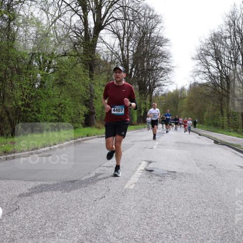 12.04.2026 - 45. Internationalen Wilhelmsburger Insellauf Yannick Fuchs http://msf.ph/oto/9503876 12.04.2026 12:51:15 Laufen 16, 4407 meine-sportfotos.de