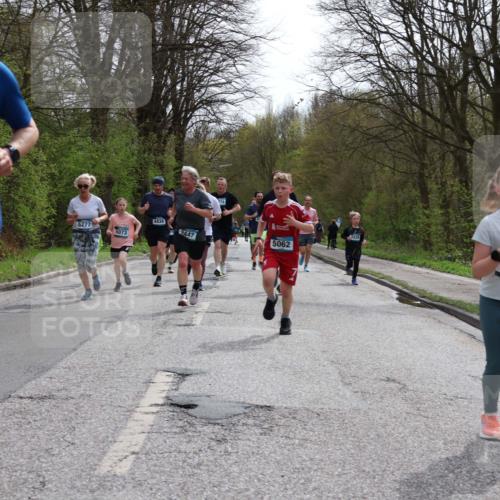 12.04.2026 - 45. Internationalen Wilhelmsburger Insellauf Yannick Fuchs http://msf.ph/oto/9503900 12.04.2026 12:51:21 Laufen 3378, 3439, 5277, 2447, 5062, 5073, 4740 meine-sportfotos.de