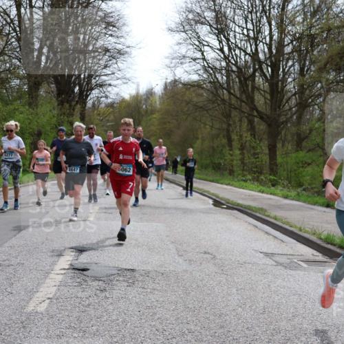 12.04.2026 - 45. Internationalen Wilhelmsburger Insellauf Yannick Fuchs http://msf.ph/oto/9503902 12.04.2026 12:51:21 Laufen 5277, 2447, 5062, 4740 meine-sportfotos.de