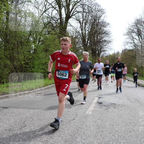 12.04.2026 - 45. Internationalen Wilhelmsburger Insellauf Yannick Fuchs http://msf.ph/oto/9503909 12.04.2026 12:51:22 Laufen 5062, 5774, 4830, 5777, 2447 meine-sportfotos.de