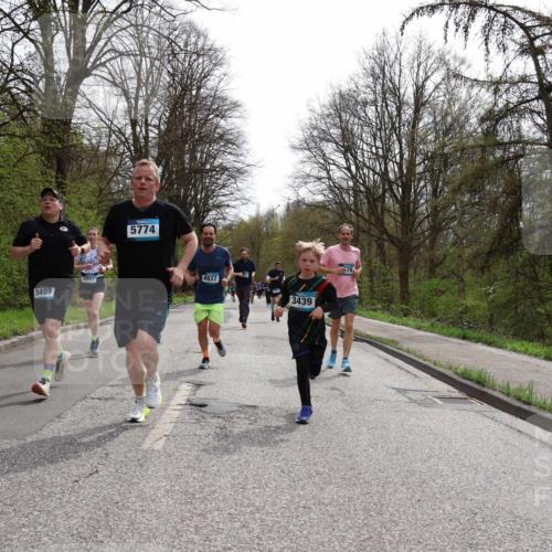 12.04.2026 - 45. Internationalen Wilhelmsburger Insellauf Yannick Fuchs http://msf.ph/oto/9503922 12.04.2026 12:51:25 Laufen 5409, 5807, 5774, 4937, 3439 meine-sportfotos.de