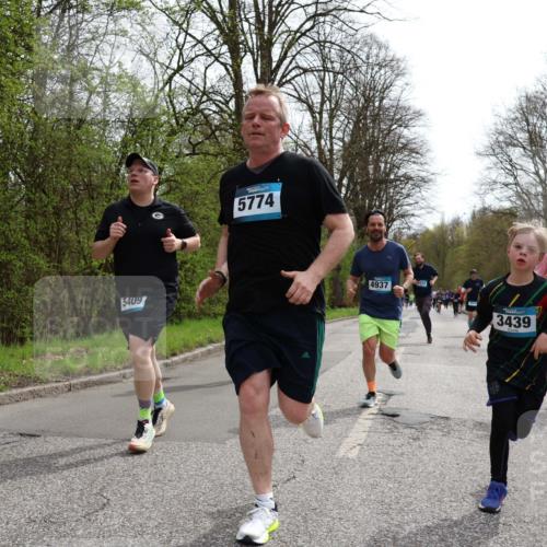 12.04.2026 - 45. Internationalen Wilhelmsburger Insellauf Yannick Fuchs http://msf.ph/oto/9503926 12.04.2026 12:51:26 Laufen 5409, 5774, 4937, 3439, 2578 meine-sportfotos.de