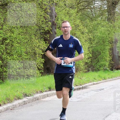 12.04.2026 - 45. Internationalen Wilhelmsburger Insellauf Yannick Fuchs http://msf.ph/oto/9503950 12.04.2026 12:51:32 Laufen 4, 1922 meine-sportfotos.de