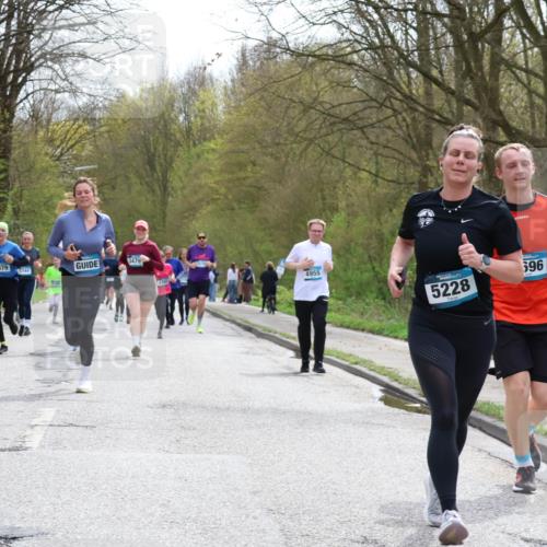 12.04.2026 - 45. Internationalen Wilhelmsburger Insellauf Yannick Fuchs http://msf.ph/oto/9503966 12.04.2026 12:51:37 Laufen 3479, 5679, 5744, 492, 4990, 4955, 5228, 696 meine-sportfotos.de