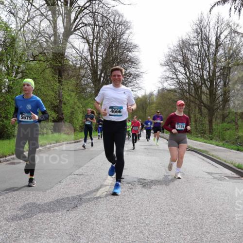 12.04.2026 - 45. Internationalen Wilhelmsburger Insellauf Yannick Fuchs http://msf.ph/oto/9503993 12.04.2026 12:51:42 Laufen 5679, 4666, 4259, 3479, 49 meine-sportfotos.de