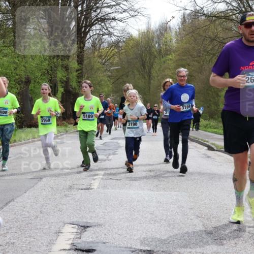 12.04.2026 - 45. Internationalen Wilhelmsburger Insellauf Yannick Fuchs http://msf.ph/oto/9504007 12.04.2026 12:51:45 Laufen 259, 5169, 5189, 3190, 3043, 31, 3189, 2675 meine-sportfotos.de