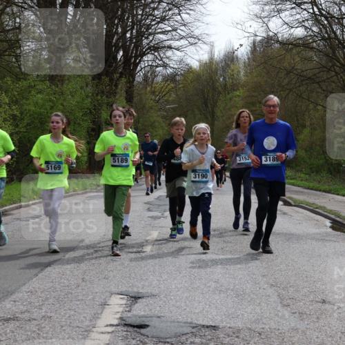 12.04.2026 - 45. Internationalen Wilhelmsburger Insellauf Yannick Fuchs http://msf.ph/oto/9504013 12.04.2026 12:51:46 Laufen 488, 5189, 5169, 3152, 3189, 3190 meine-sportfotos.de