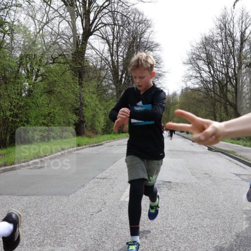 12.04.2026 - 45. Internationalen Wilhelmsburger Insellauf Yannick Fuchs http://msf.ph/oto/9504034 12.04.2026 12:51:49 Laufen  meine-sportfotos.de