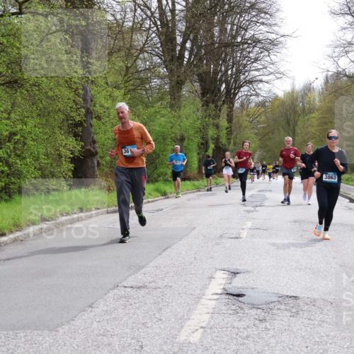 12.04.2026 - 45. Internationalen Wilhelmsburger Insellauf Yannick Fuchs http://msf.ph/oto/9504054 12.04.2026 12:51:55 Laufen 361, 5613, 3863 meine-sportfotos.de