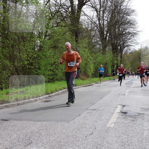 12.04.2026 - 45. Internationalen Wilhelmsburger Insellauf Yannick Fuchs http://msf.ph/oto/9504060 12.04.2026 12:51:55 Laufen 3616, 3863 meine-sportfotos.de