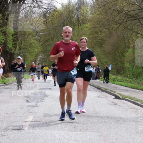 12.04.2026 - 45. Internationalen Wilhelmsburger Insellauf Yannick Fuchs http://msf.ph/oto/9504067 12.04.2026 12:51:57 Laufen 3525, 5782, 578, 301 meine-sportfotos.de