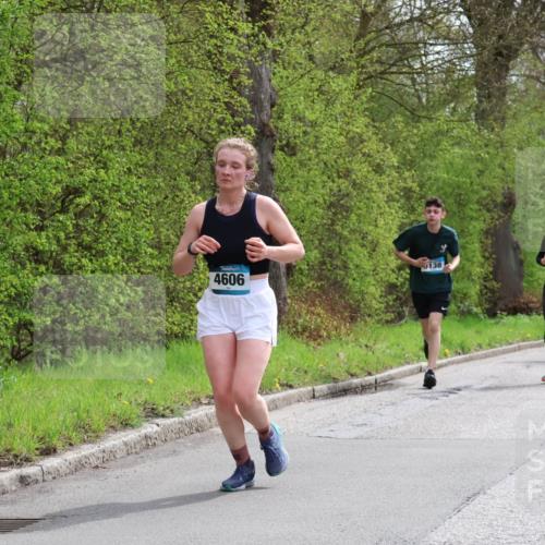 12.04.2026 - 45. Internationalen Wilhelmsburger Insellauf Yannick Fuchs http://msf.ph/oto/9504091 12.04.2026 12:52:02 Laufen 4606, 138, 3525, 728 meine-sportfotos.de