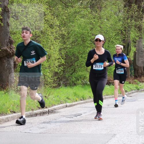 12.04.2026 - 45. Internationalen Wilhelmsburger Insellauf Yannick Fuchs http://msf.ph/oto/9504096 12.04.2026 12:52:03 Laufen 5138, 3525, 3728, 5422 meine-sportfotos.de