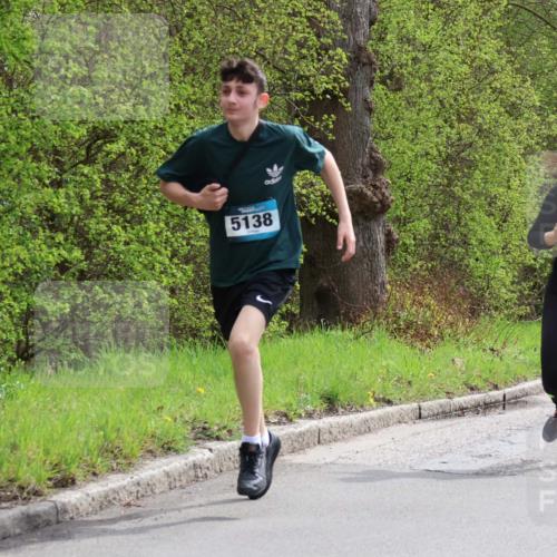 12.04.2026 - 45. Internationalen Wilhelmsburger Insellauf Yannick Fuchs http://msf.ph/oto/9504102 12.04.2026 12:52:04 Laufen 5138, 3525 meine-sportfotos.de