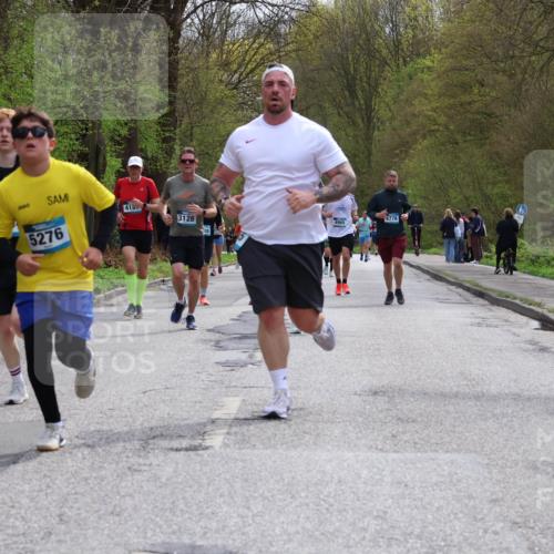 12.04.2026 - 45. Internationalen Wilhelmsburger Insellauf Yannick Fuchs http://msf.ph/oto/9504141 12.04.2026 12:52:11 Laufen 5276, 410, 3128, 4965, 4778, 3623 meine-sportfotos.de