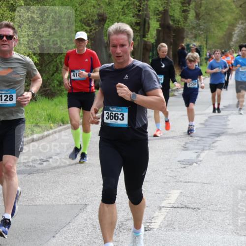 12.04.2026 - 45. Internationalen Wilhelmsburger Insellauf Yannick Fuchs http://msf.ph/oto/9504154 12.04.2026 12:52:15 Laufen 3128, 41, 3663, 2550, 3649, 4778 meine-sportfotos.de