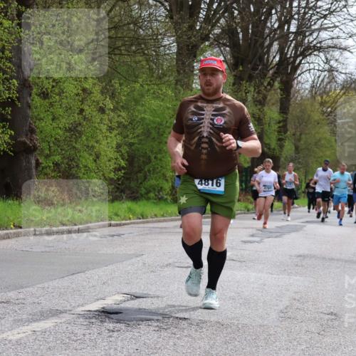 12.04.2026 - 45. Internationalen Wilhelmsburger Insellauf Yannick Fuchs http://msf.ph/oto/9504201 12.04.2026 12:52:25 Laufen 4816, 4761 meine-sportfotos.de