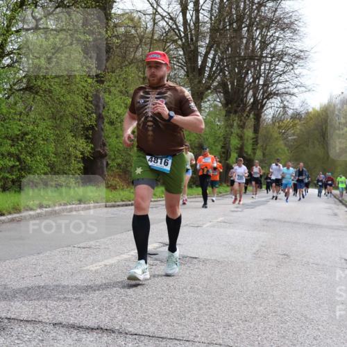 12.04.2026 - 45. Internationalen Wilhelmsburger Insellauf Yannick Fuchs http://msf.ph/oto/9504206 12.04.2026 12:52:26 Laufen 4816, 2002 meine-sportfotos.de