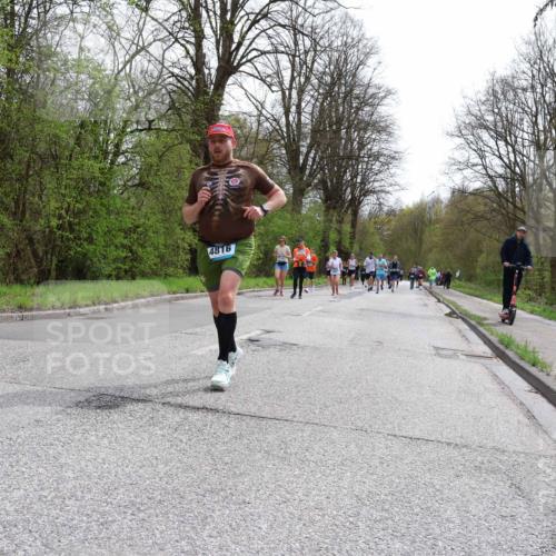 12.04.2026 - 45. Internationalen Wilhelmsburger Insellauf Yannick Fuchs http://msf.ph/oto/9504208 12.04.2026 12:52:26 Laufen 4816 meine-sportfotos.de