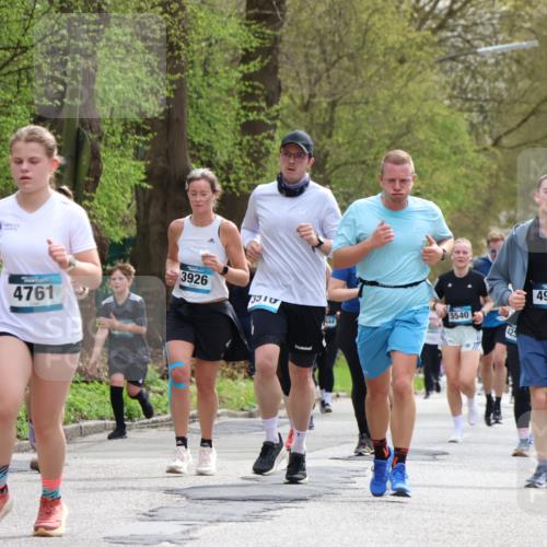 12.04.2026 - 45. Internationalen Wilhelmsburger Insellauf Yannick Fuchs http://msf.ph/oto/9504213 12.04.2026 12:52:28 Laufen 4761, 3926, 5540, 42, 4968, 5179 meine-sportfotos.de
