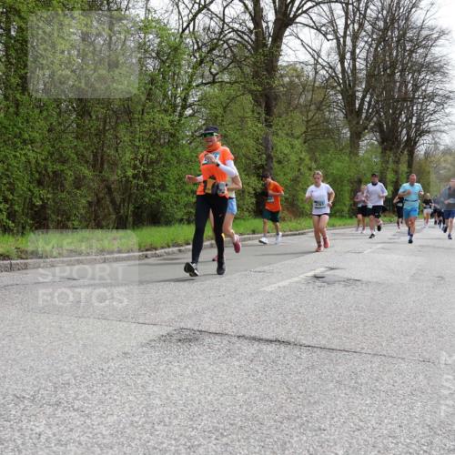 12.04.2026 - 45. Internationalen Wilhelmsburger Insellauf Yannick Fuchs http://msf.ph/oto/9504228 12.04.2026 12:52:31 Laufen 4761 meine-sportfotos.de