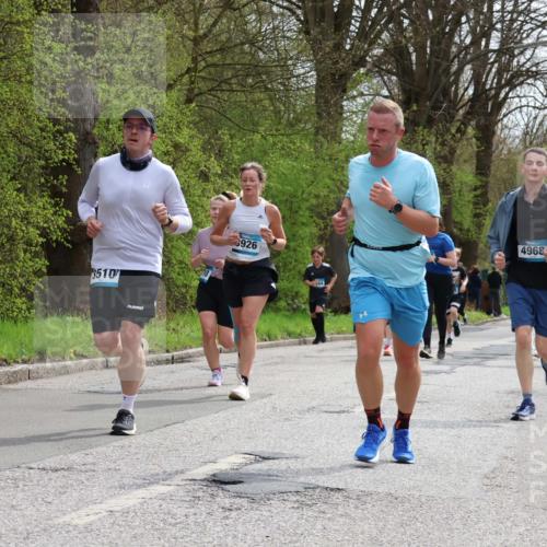 12.04.2026 - 45. Internationalen Wilhelmsburger Insellauf Yannick Fuchs http://msf.ph/oto/9504238 12.04.2026 12:52:33 Laufen 3510, 4968, 6926, 4760, 1741 meine-sportfotos.de