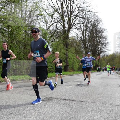 12.04.2026 - 45. Internationalen Wilhelmsburger Insellauf Yannick Fuchs http://msf.ph/oto/9504274 12.04.2026 12:52:40 Laufen 4287, 4035, 4527, 214, 5022, 4760 meine-sportfotos.de