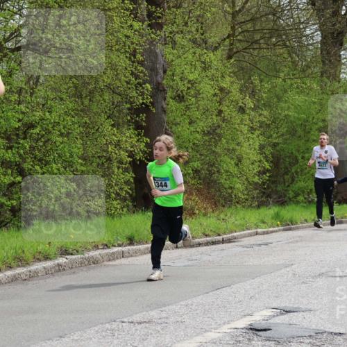 12.04.2026 - 45. Internationalen Wilhelmsburger Insellauf Yannick Fuchs http://msf.ph/oto/9504318 12.04.2026 12:52:48 Laufen 91, 1344, 4623, 4620, 5179 meine-sportfotos.de