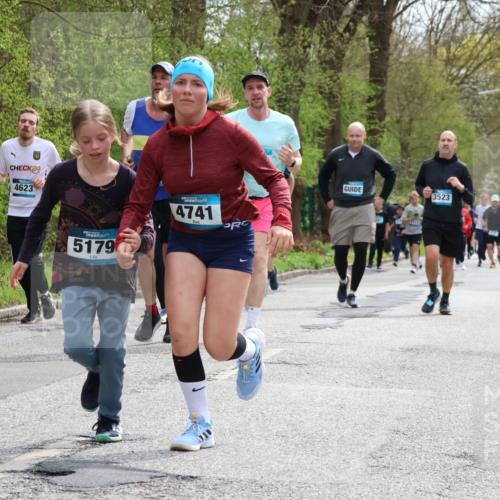 12.04.2026 - 45. Internationalen Wilhelmsburger Insellauf Yannick Fuchs http://msf.ph/oto/9504330 12.04.2026 12:52:51 Laufen 24, 4623, 5179, 4741, 3523 meine-sportfotos.de