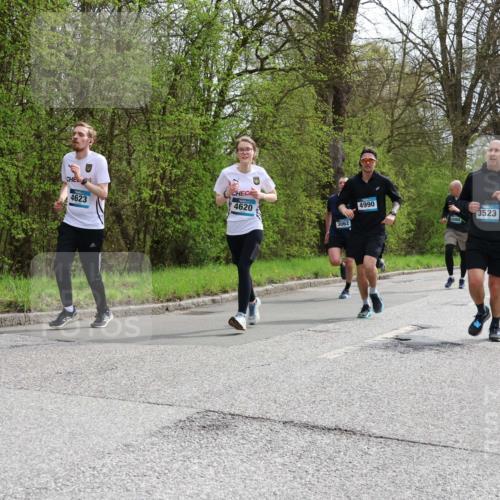 12.04.2026 - 45. Internationalen Wilhelmsburger Insellauf Yannick Fuchs http://msf.ph/oto/9504352 12.04.2026 12:52:55 Laufen 4623, 4620, 3062, 4990, 3523 meine-sportfotos.de