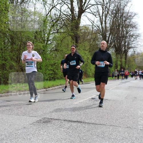 12.04.2026 - 45. Internationalen Wilhelmsburger Insellauf Yannick Fuchs http://msf.ph/oto/9504356 12.04.2026 12:52:56 Laufen 4623, 4620, 4990, 523 meine-sportfotos.de
